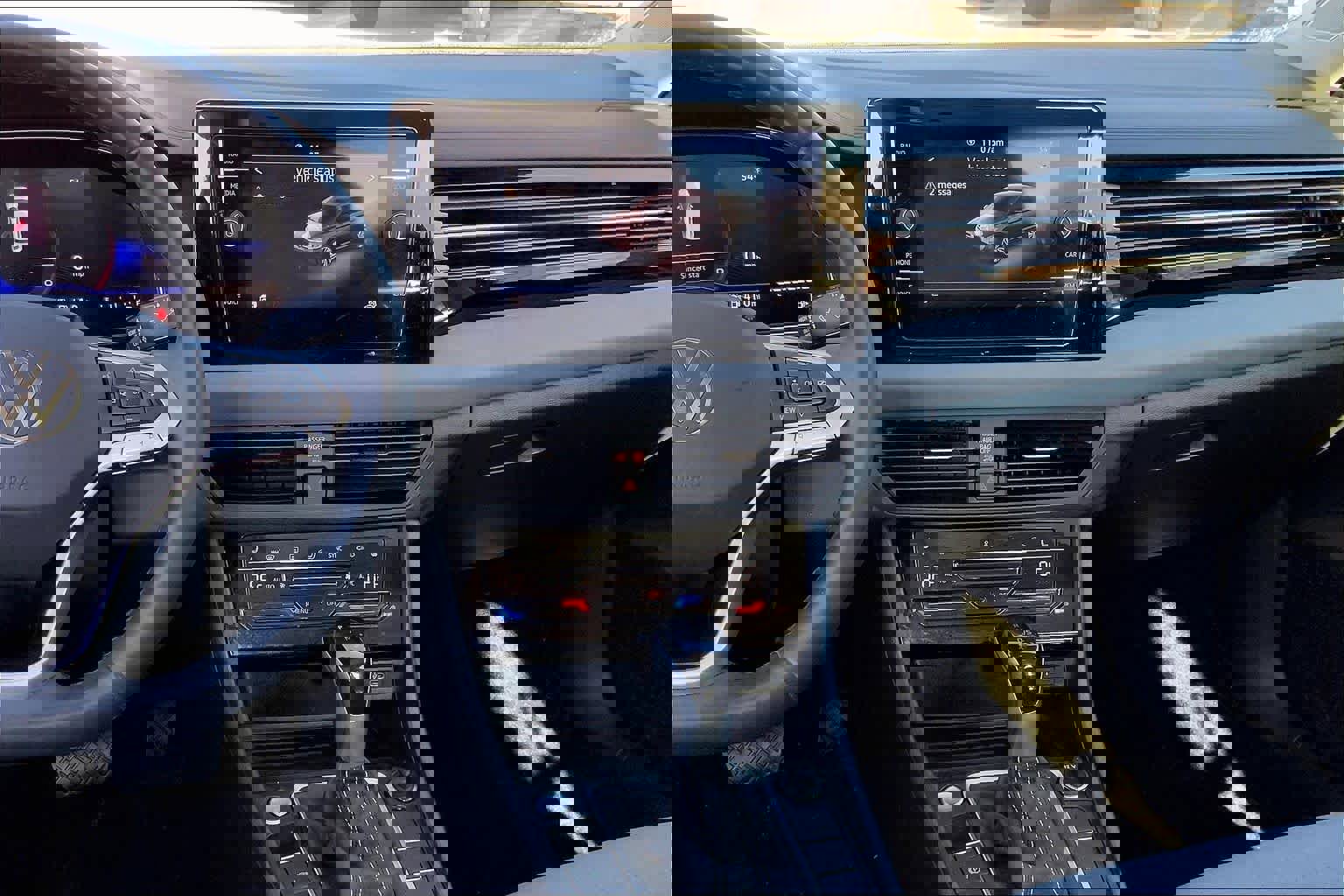 Used 2025 Volkswagen Jetta SE image 7