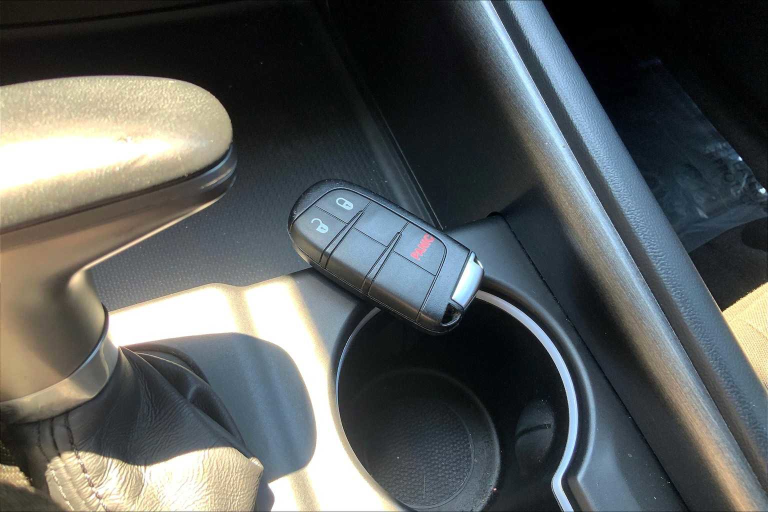 Used 2023 Dodge Durango SXT Launch Edition image 41