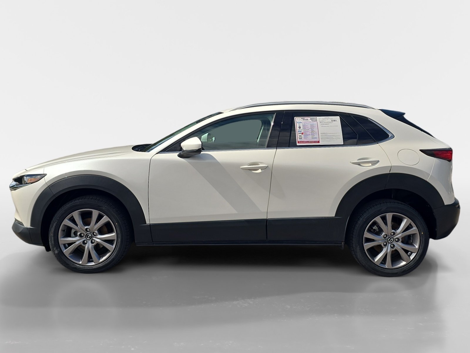 Used 2022 MAZDA CX-30 AWD 2.5 S w/ Premium Package image 2