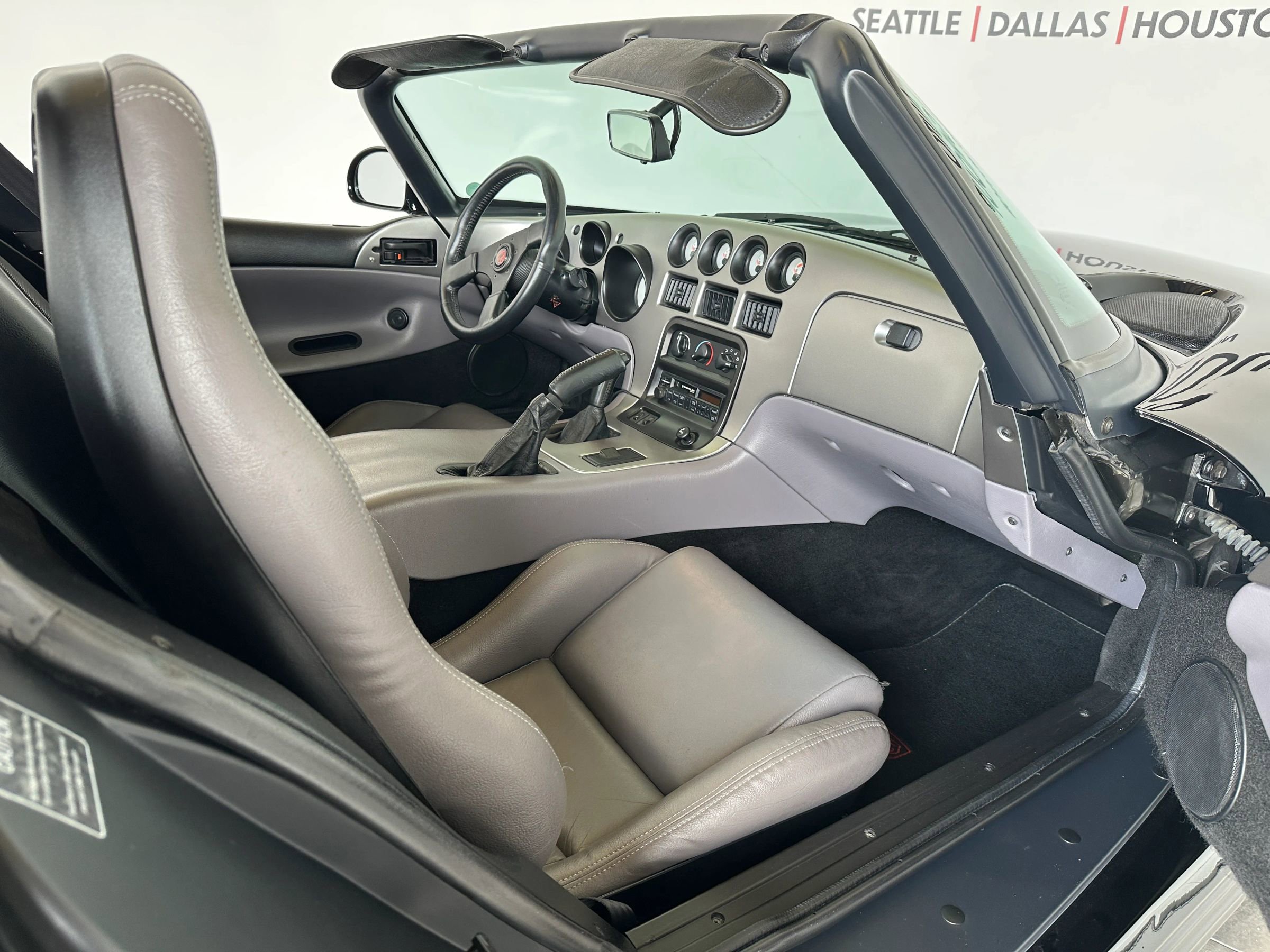 Used 1995 Dodge Viper RT/10 image 19