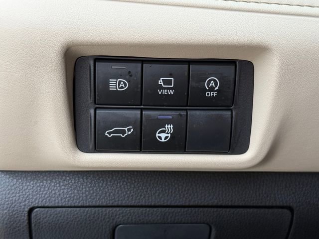 Used 2023 Toyota Highlander Platinum FWD image 20