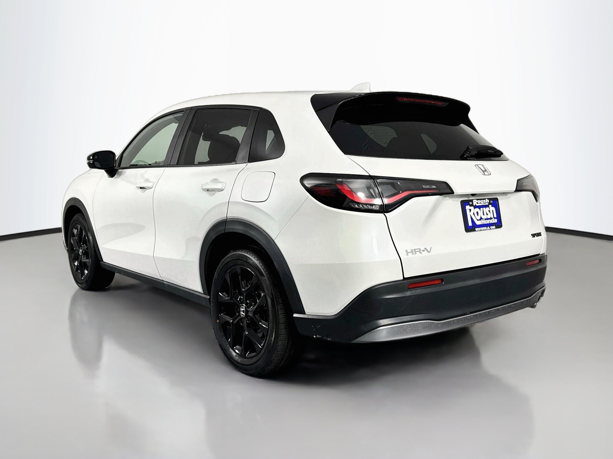 Certified 2025 Honda HR-V Sport image 7