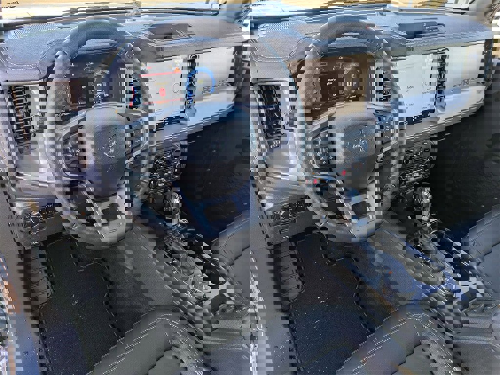 New 2025 Ford Bronco Outer Banks image 35