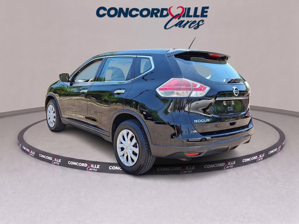 Used 2015 Nissan Rogue S AWD/4WD image 4