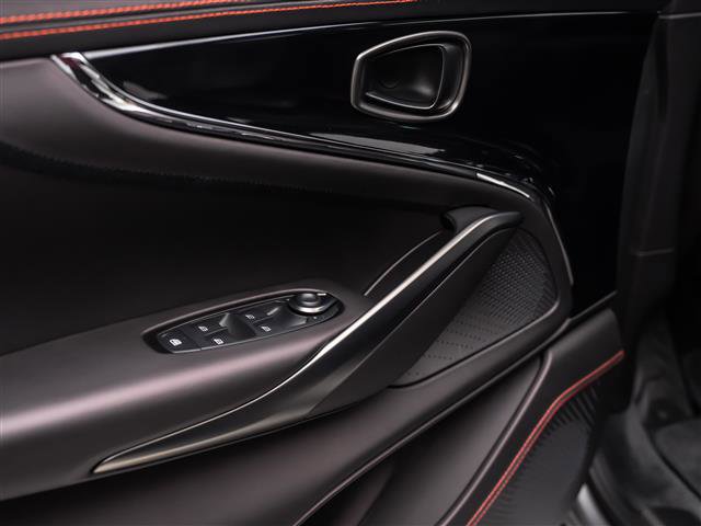 New 2026 Aston Martin DBX 707 image 31