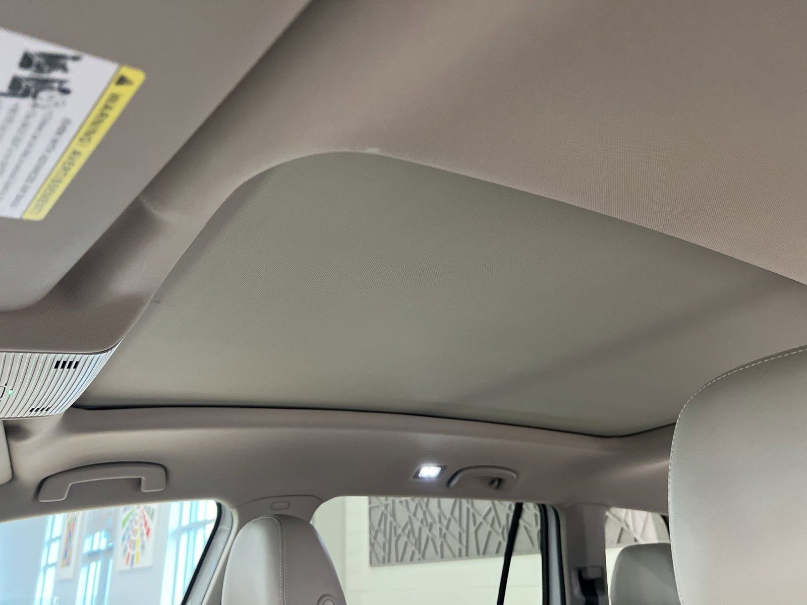 Used 2025 Volkswagen Atlas SE image 19