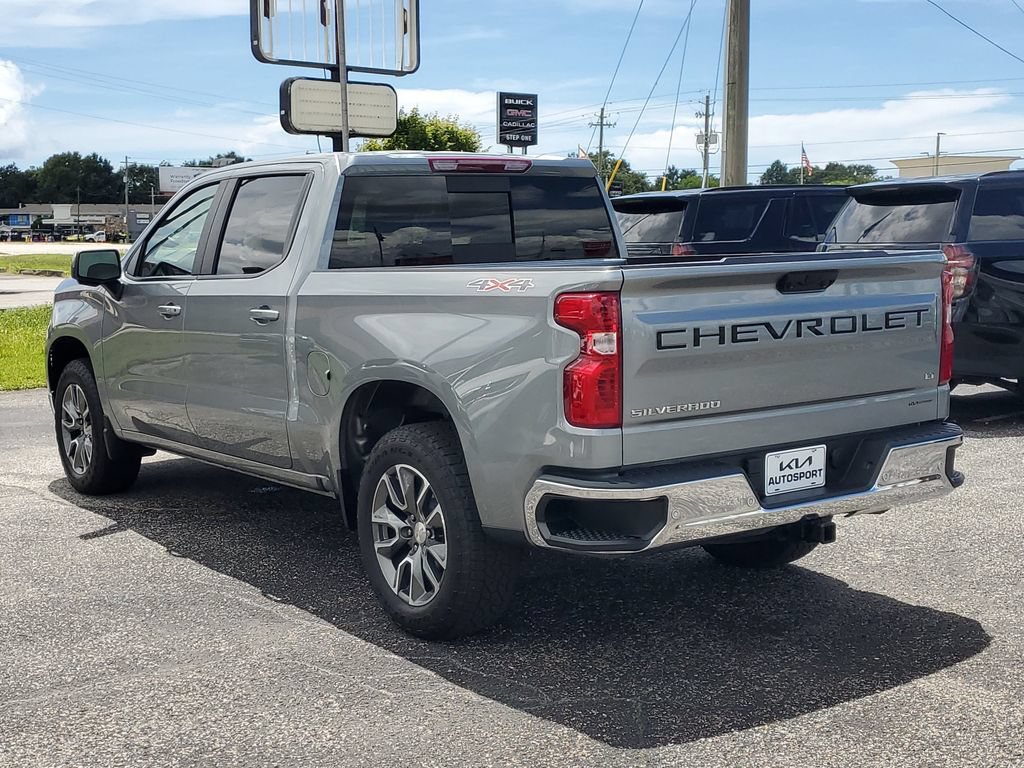 Used 2024 Chevrolet Silverado 1500 LT w/ Safety Package AWD/4WD image 3