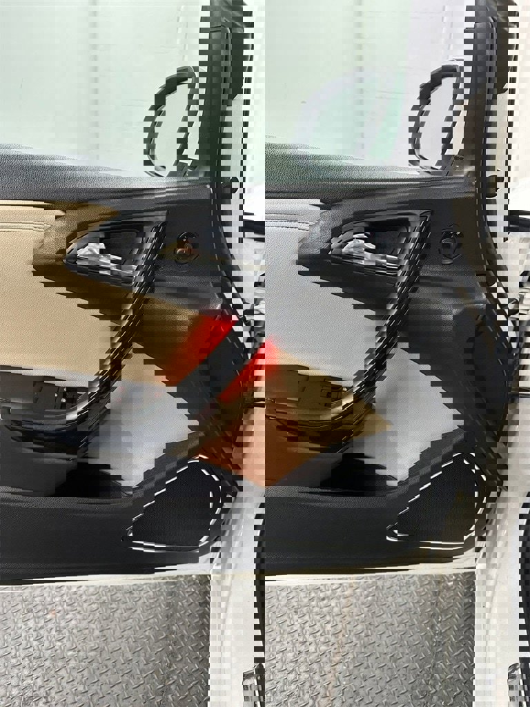 Used 2017 Buick Cascada Premium image 9