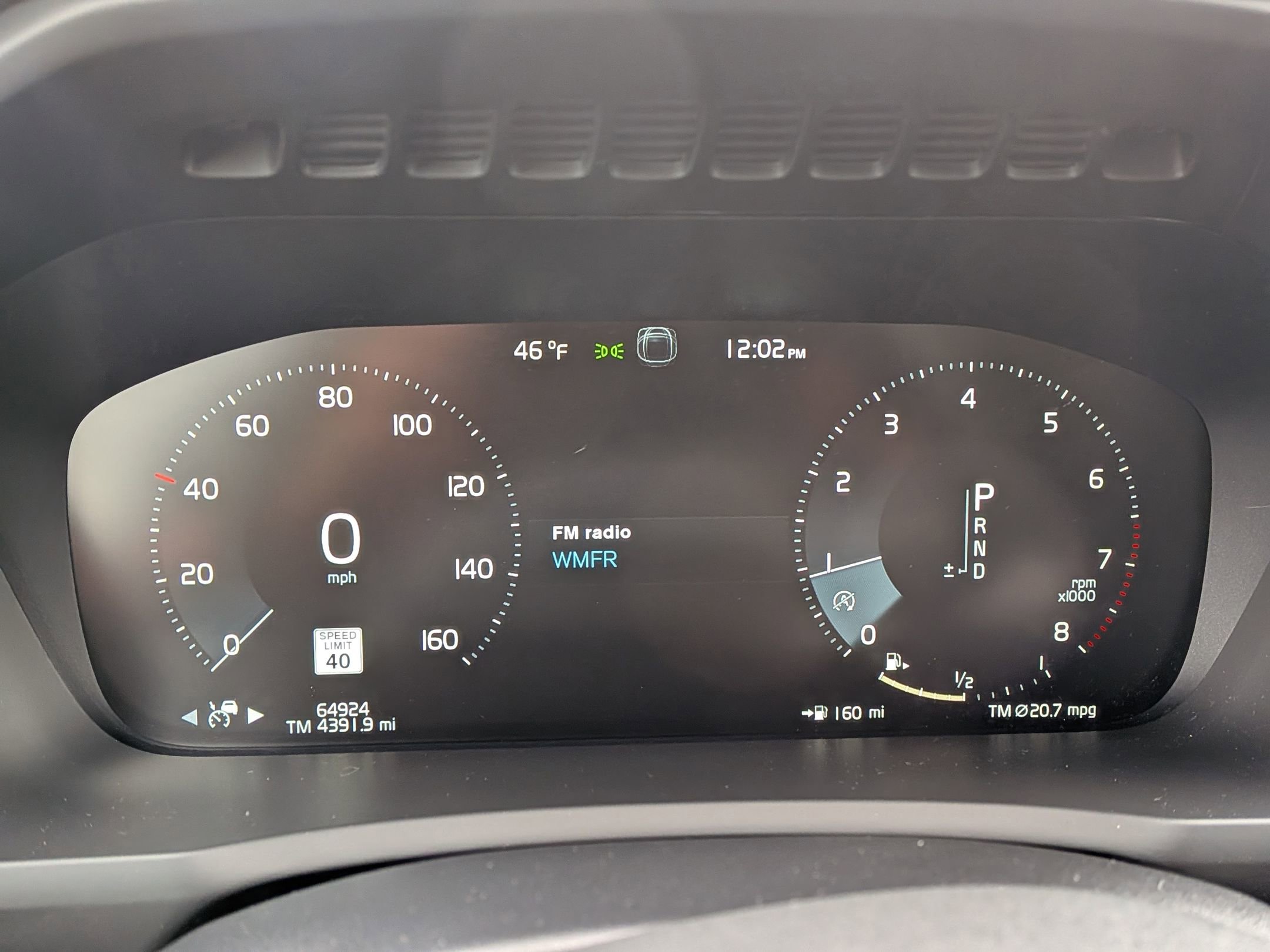 Used 2022 Volvo XC90 T5 Momentum w/ Climate Package image 24