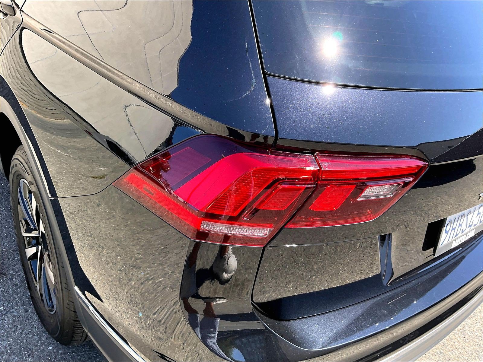 Certified 2023 Volkswagen Tiguan S FWD image 26