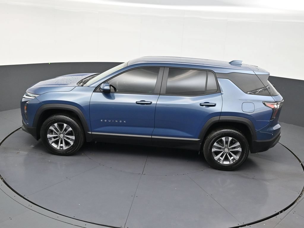 Used 2026 Chevrolet Equinox LT FWD image 13