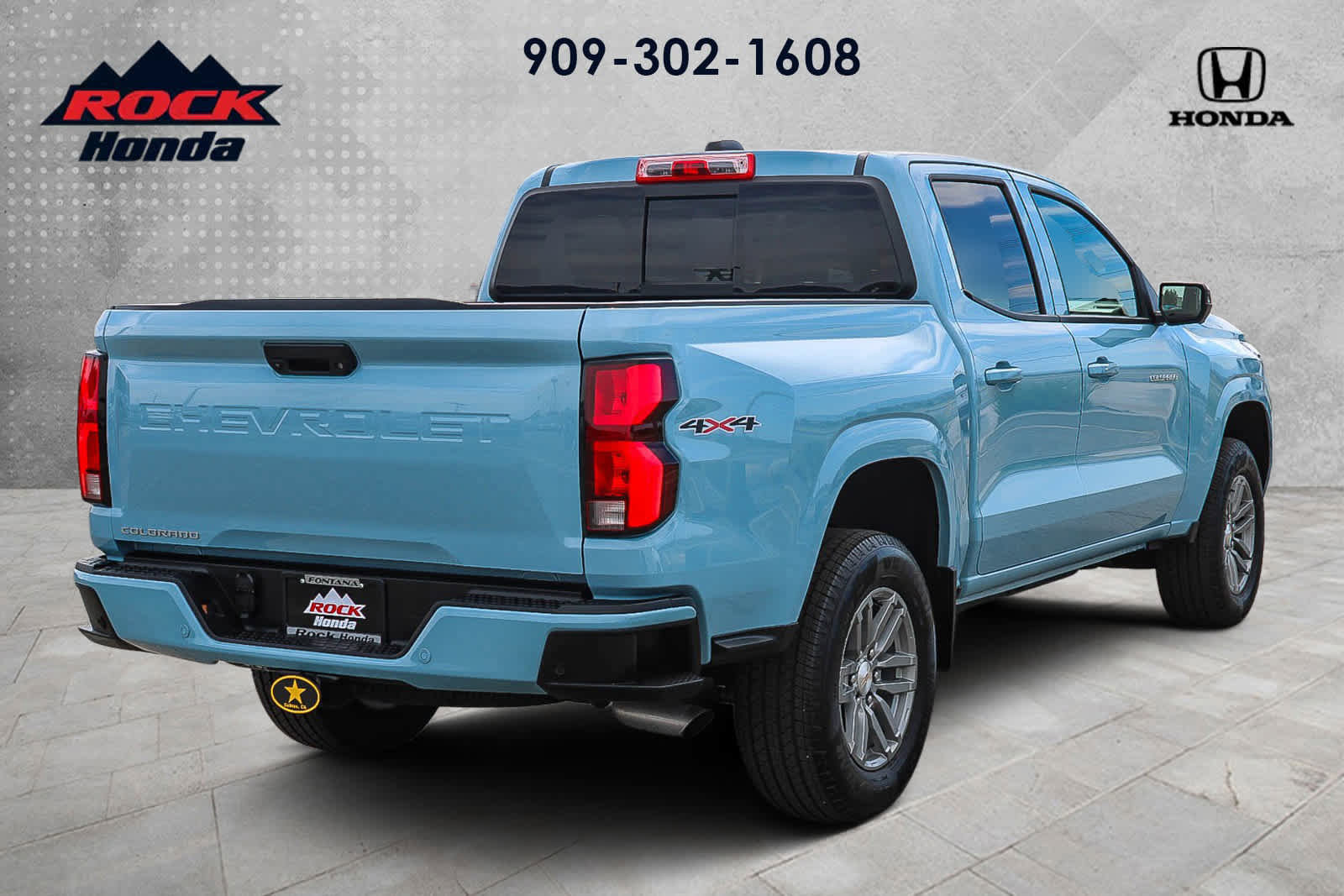 Used 2025 Chevrolet Colorado LT w/ LT Convenience Package image 4