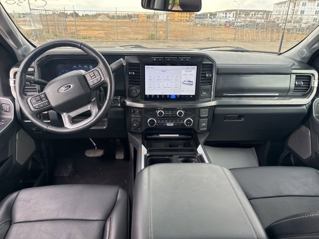 Used 2024 Ford F350 Lariat w/ Lariat Ultimate Package image 9