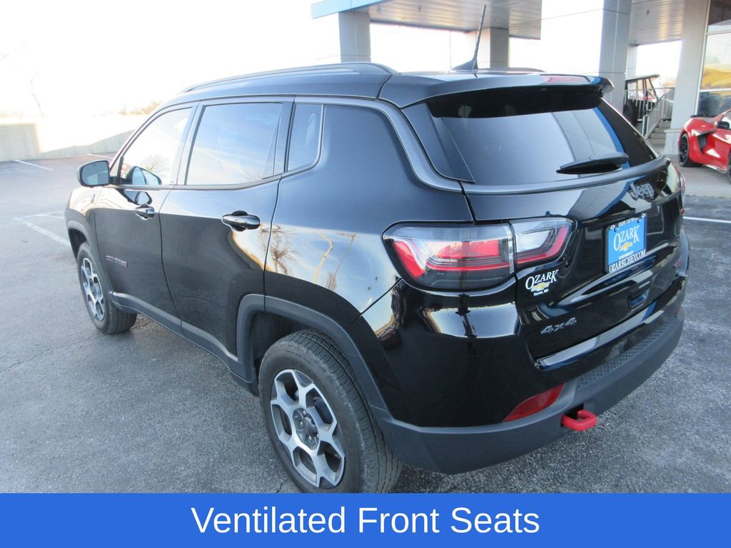 Used 2022 Jeep Compass Trailhawk w/ Trailhawk Elite Group image 3