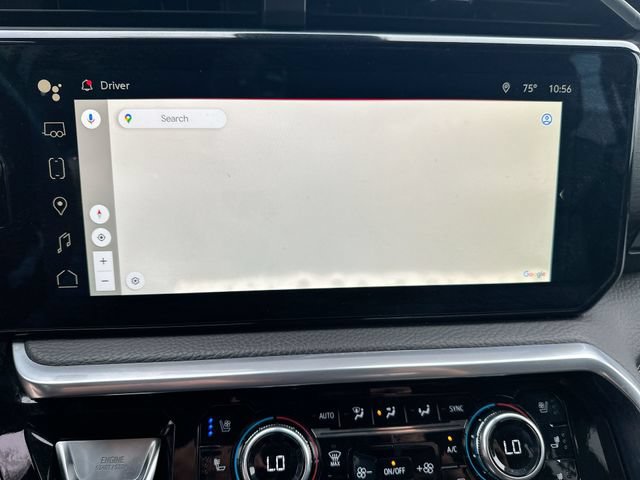 Used 2022 GMC Sierra 1500 Denali w/ Technology Package AWD/4WD image 16