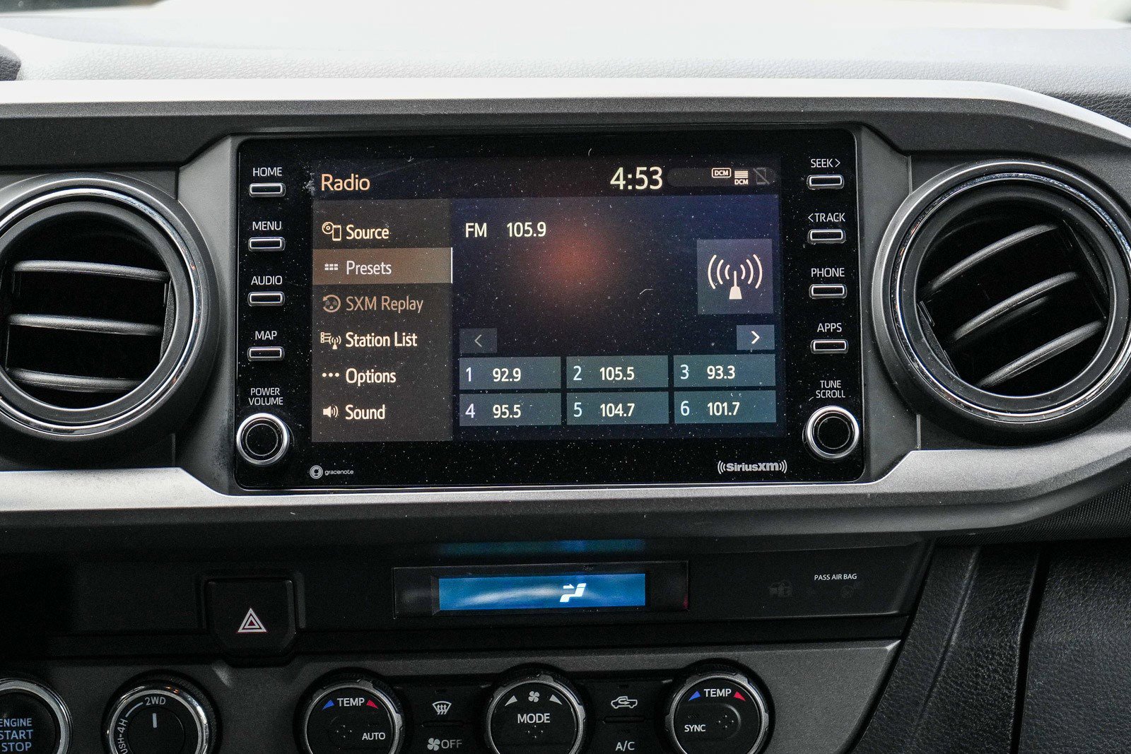 Used 2021 Toyota Tacoma TRD Sport w/ Technology Package AWD/4WD image 13