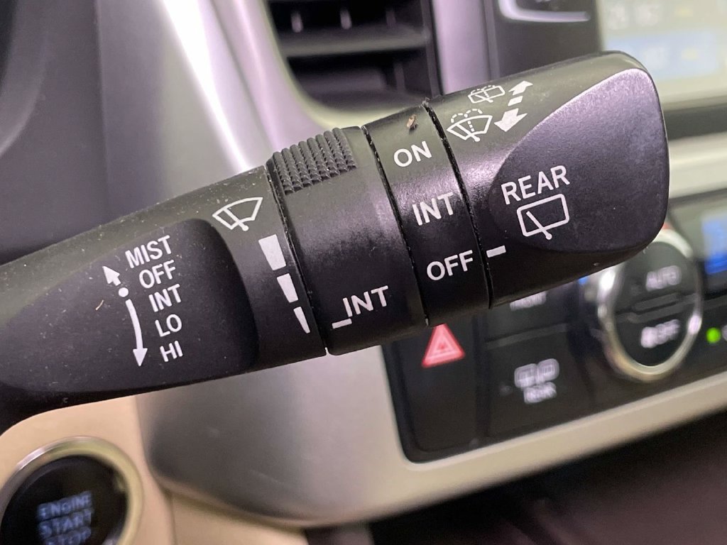 Used 2015 Toyota Highlander XLE AWD/4WD image 35