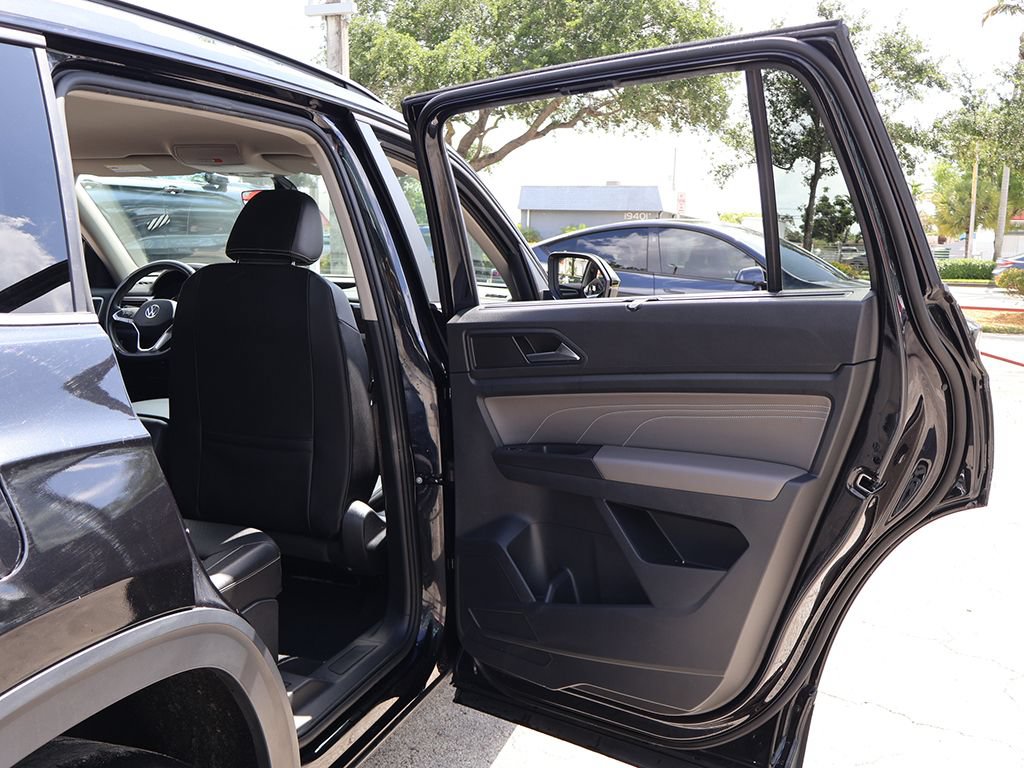 Used 2022 Volkswagen Atlas SE AWD/4WD image 19