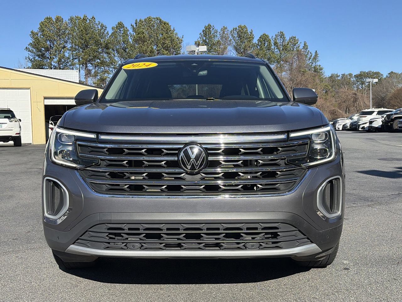 Used 2024 Volkswagen Atlas SE image 8