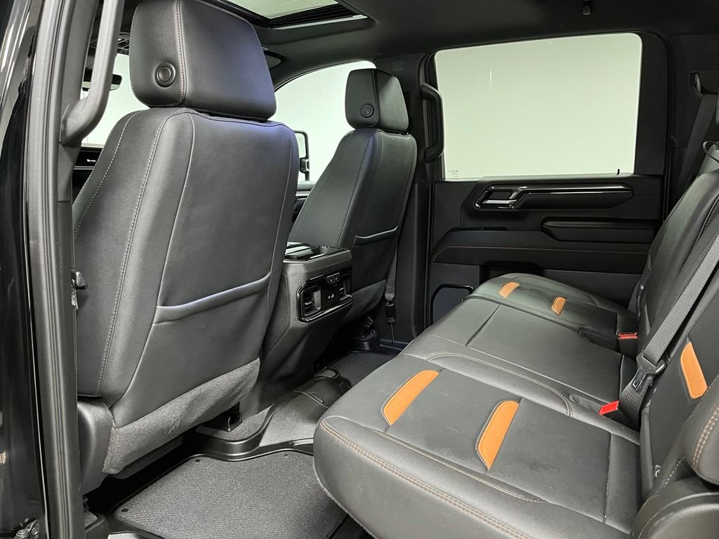 Used 2024 GMC Sierra 3500 AT4 w/ Technology Package AWD/4WD image 41
