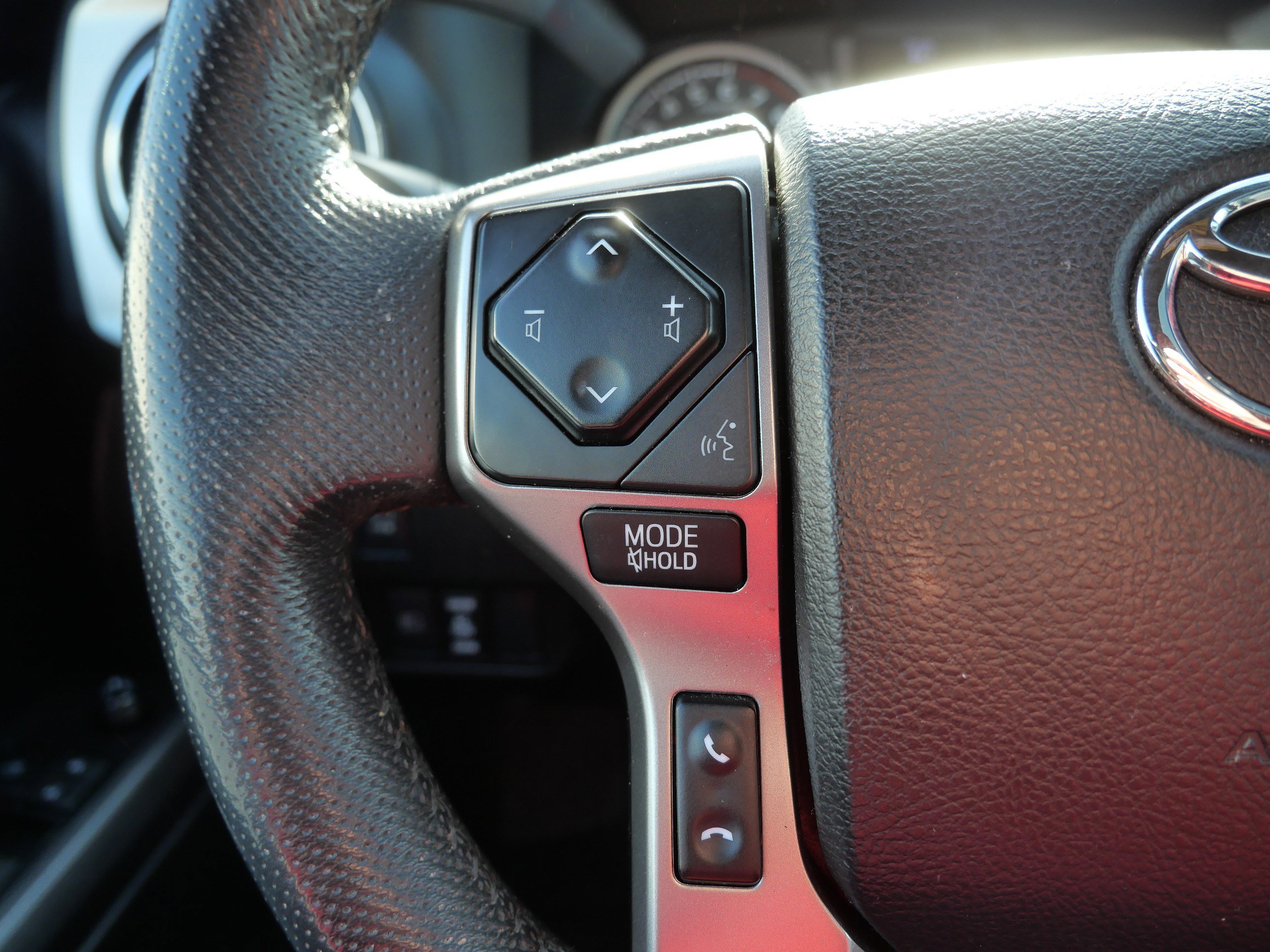 Certified 2021 Toyota Tacoma Limited image 27