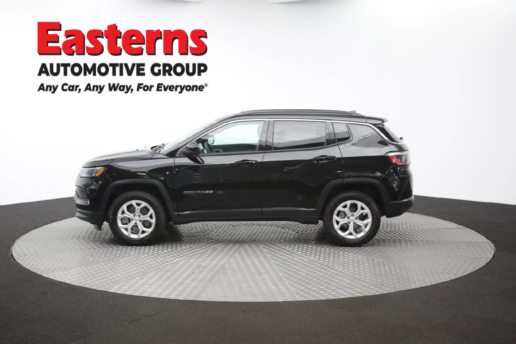 Used 2024 Jeep Compass Latitude AWD/4WD image 61