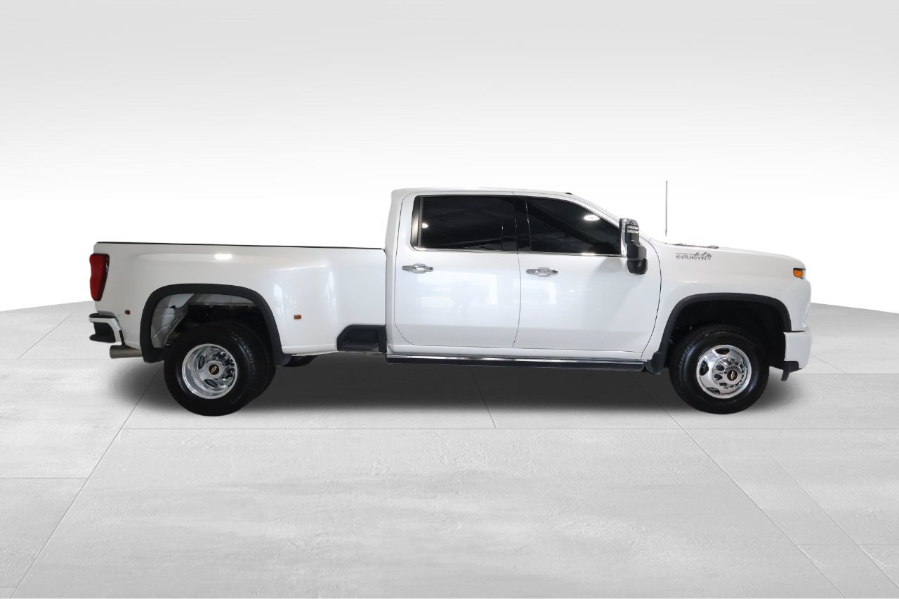 Certified 2022 Chevrolet Silverado 3500 High Country AWD/4WD image 5
