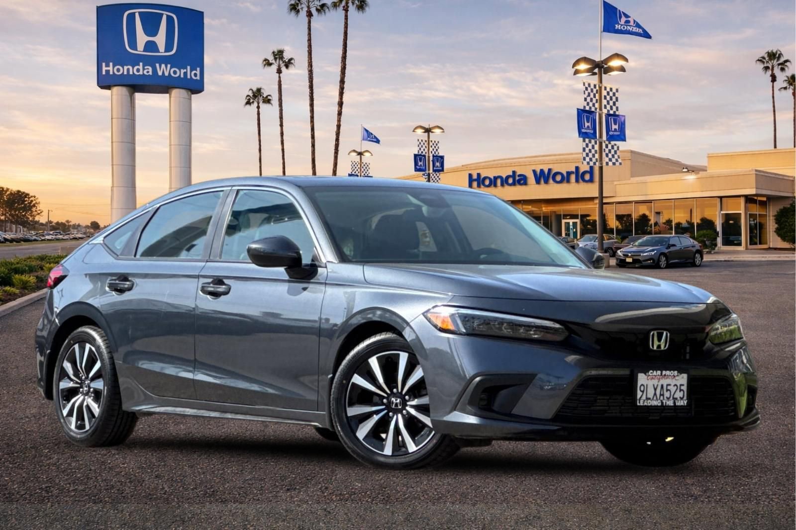 Certified 2024 Honda Civic EX-L image 2