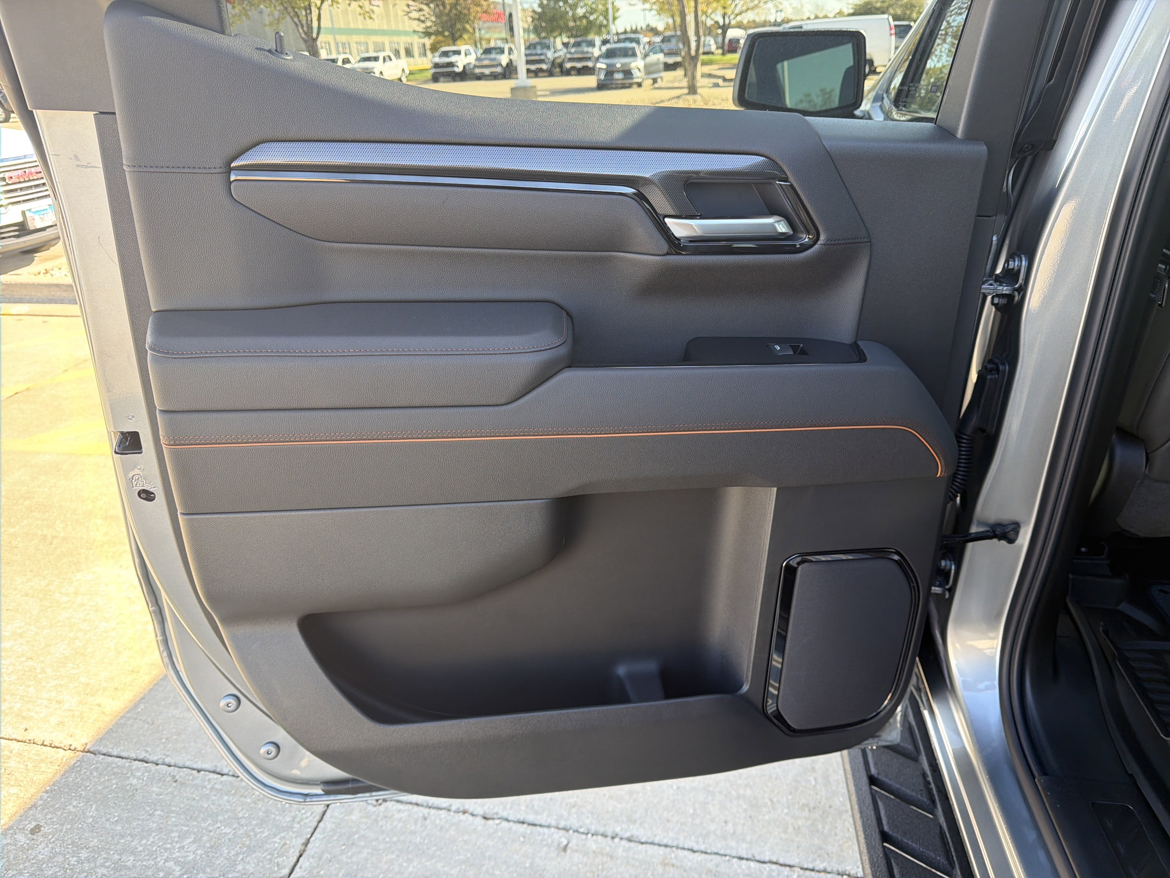 New 2026 GMC Sierra 1500 AT4 w/ AT4 Premium Package image 10