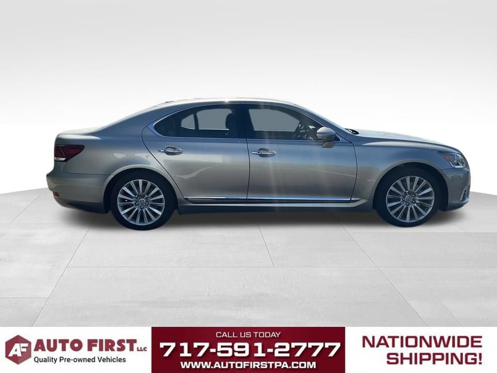 Used 2016 Lexus LS 460 AWD image 3