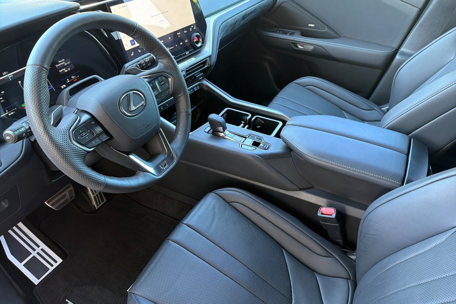 Certified 2026 Lexus TX 500h AWD w/ Technology Package image 11