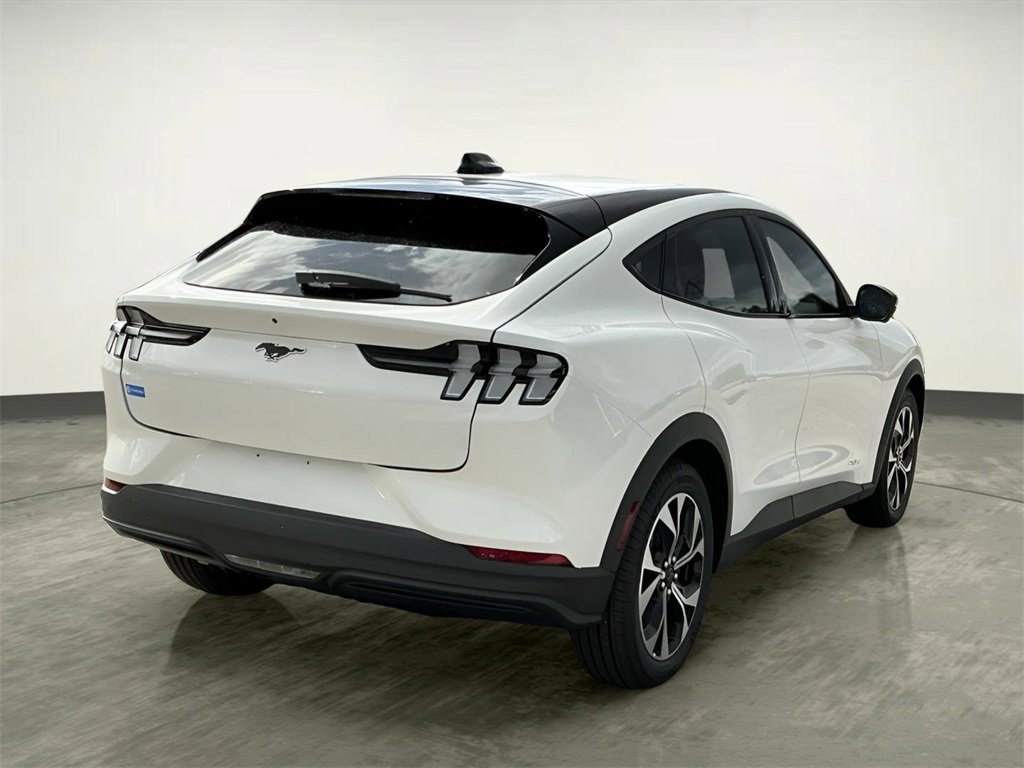 Used 2025 Ford Mustang Mach-E Select image 8