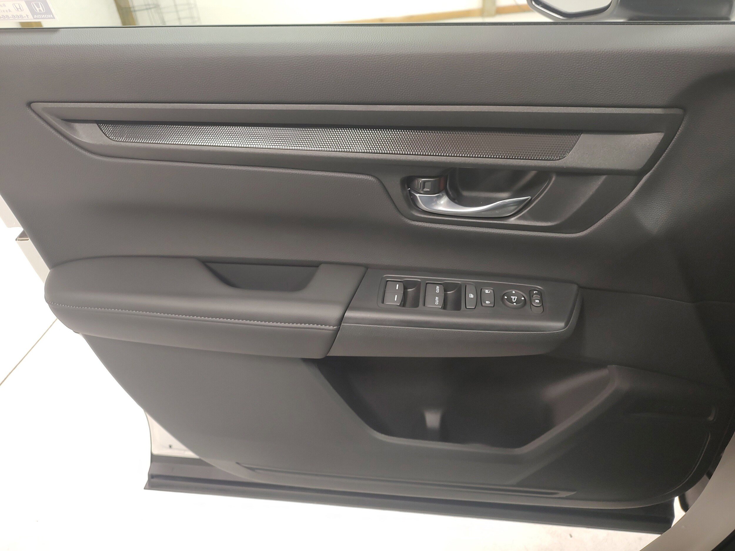 New 2026 Honda CR-V EX image 8