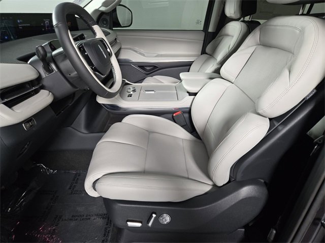 New 2026 Lincoln Navigator L Reserve w/ Jet Appearance Package image 13