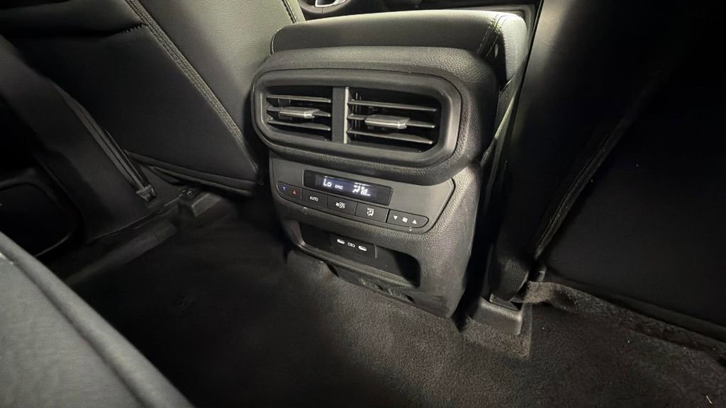 Used 2025 Honda Pilot Touring image 35