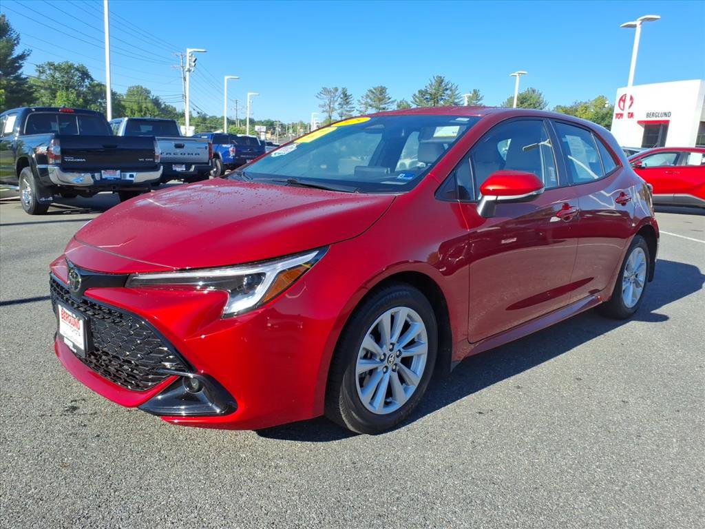 Certified 2025 Toyota Corolla SE FWD image 14