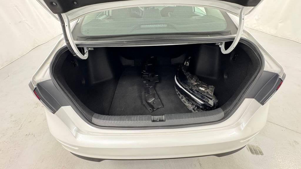 Used 2024 Honda Accord EX image 15