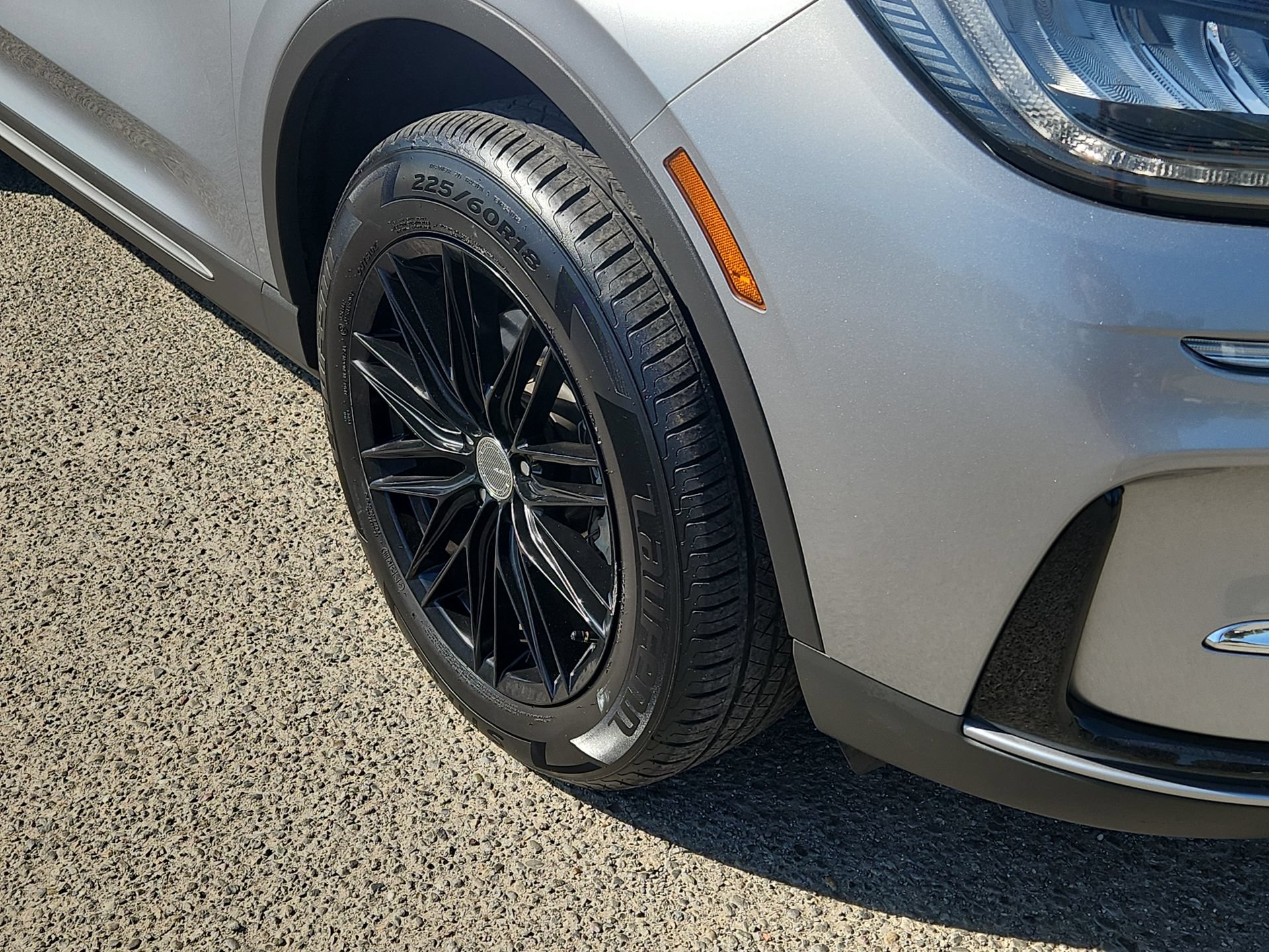 Used 2023 Lincoln Corsair AWD image 17