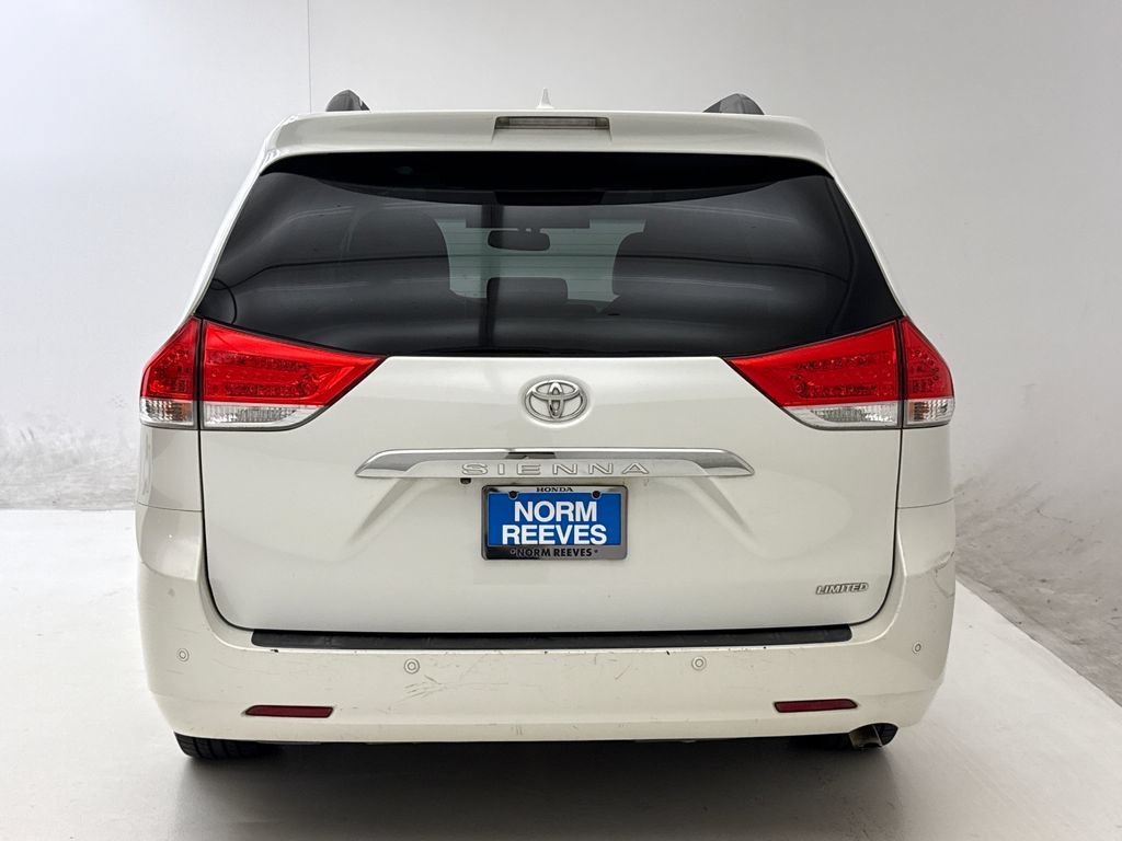 Used 2013 Toyota Sienna Limited w/ Premium Pkg FWD image 8