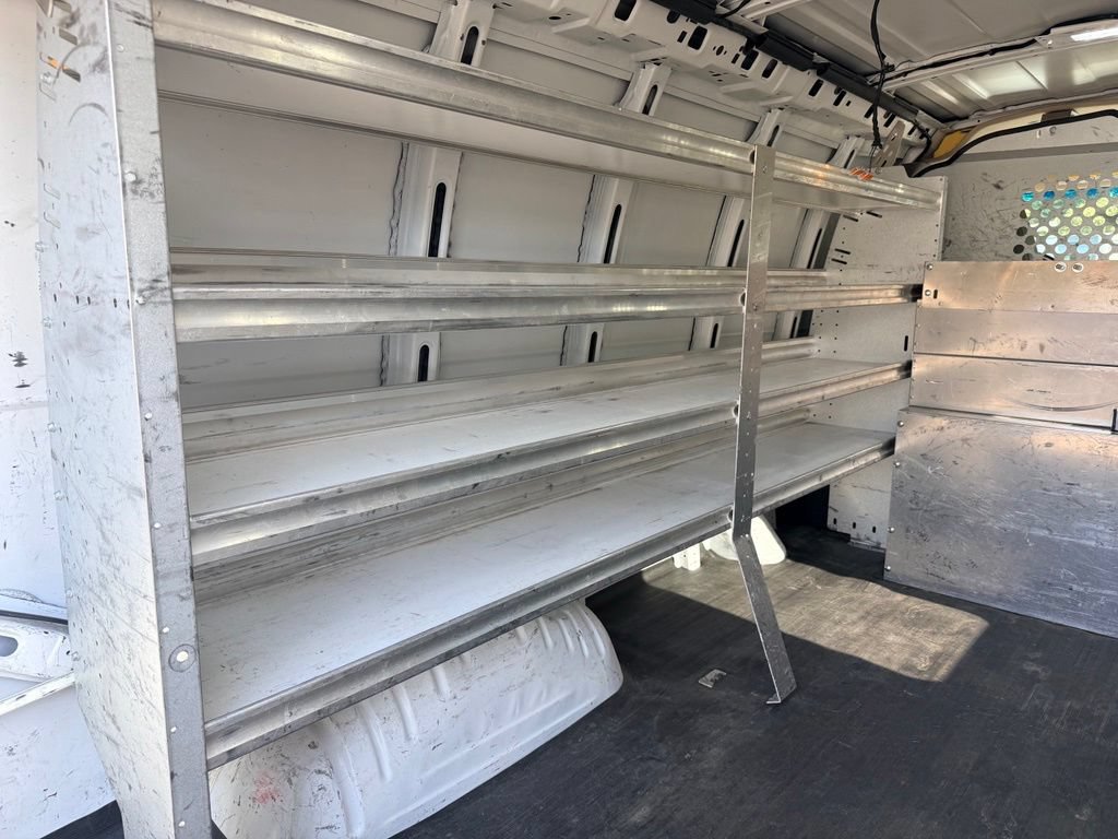 Used 2015 Chevrolet Express 3500 RWD image 28