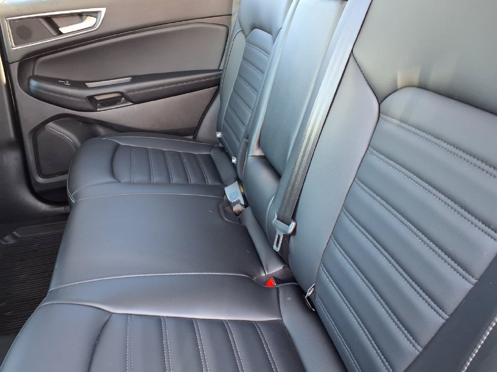 Certified 2024 Ford Edge SEL w/ Convenience Package AWD/4WD image 17