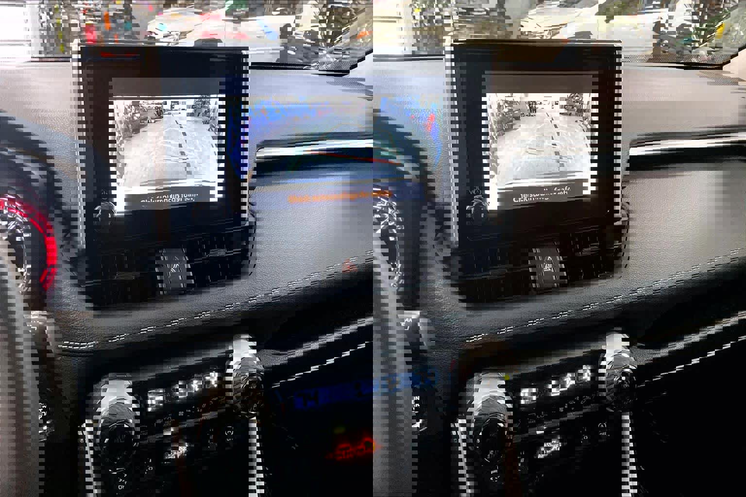 Used 2023 Toyota RAV4 XLE image 25