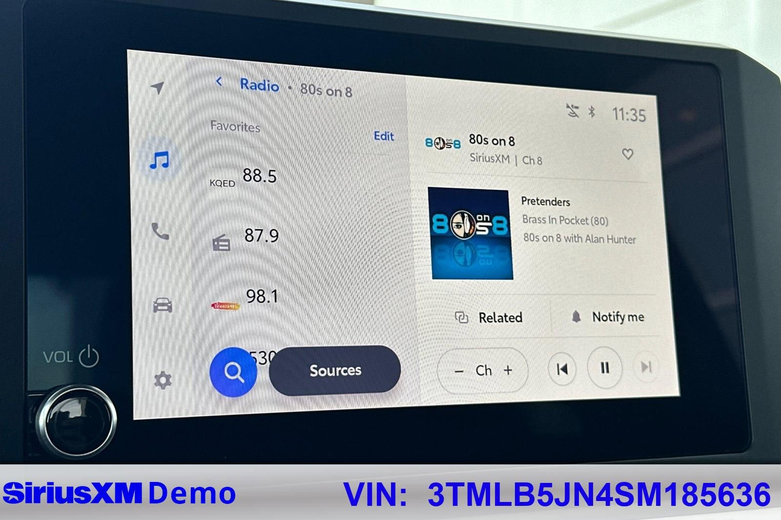 Certified 2025 Toyota Tacoma SR5 image 28