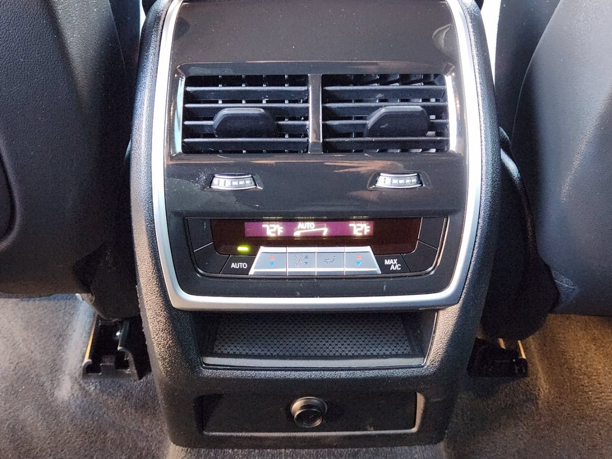 Used 2023 BMW X5 sDrive40i w/ Premium Package RWD image 49