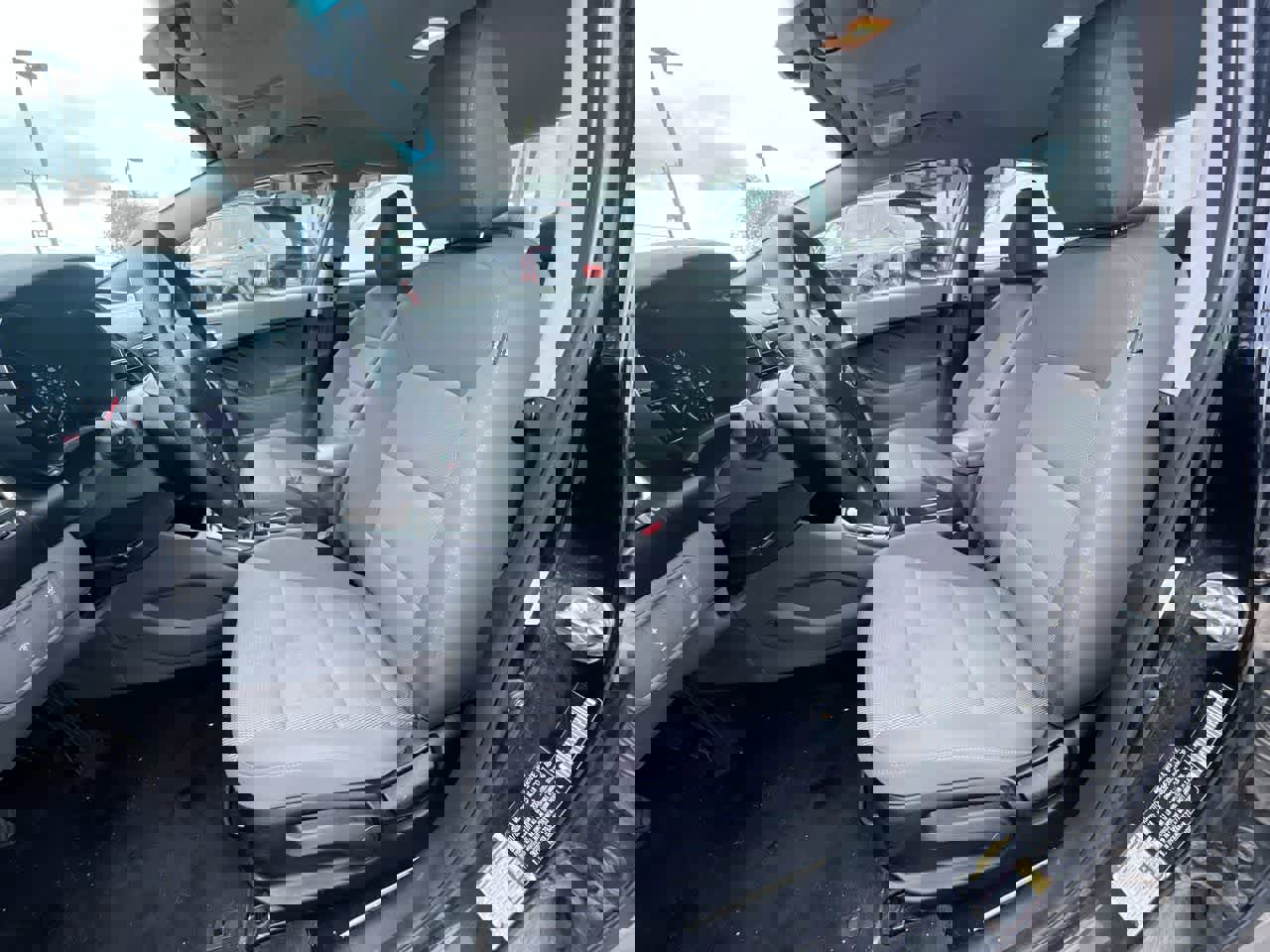 Used 2018 Kia Forte LX image 12