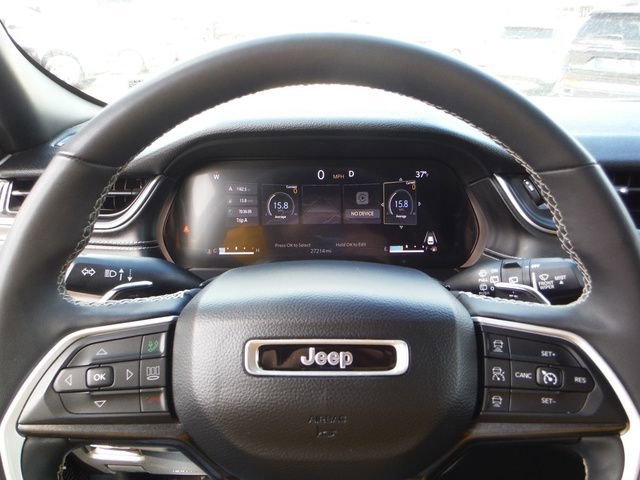 Used 2023 Jeep Grand Cherokee Altitude image 31