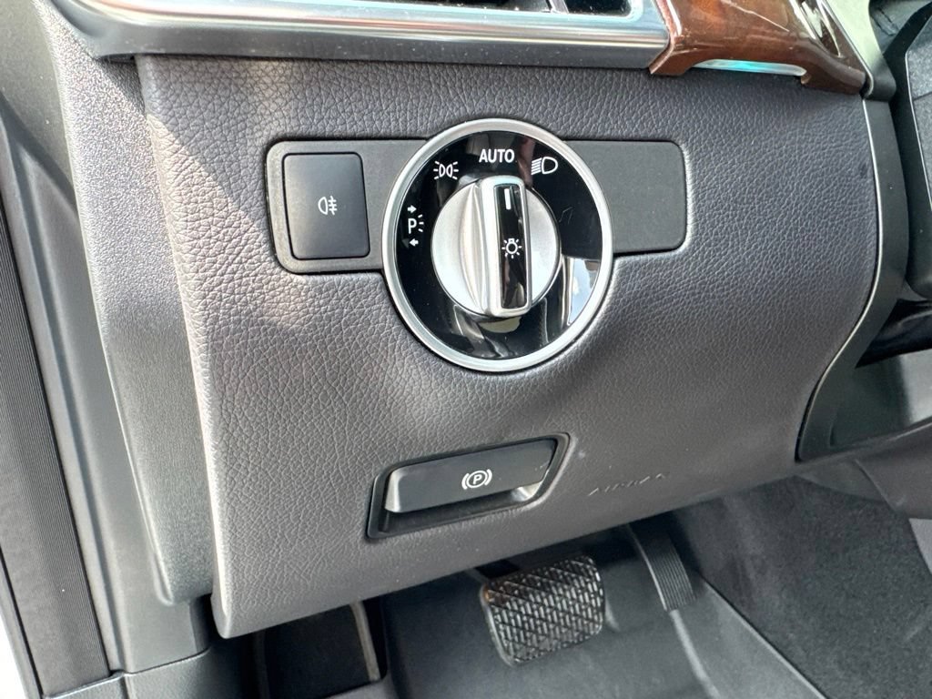 Used 2018 Mercedes-Benz GLS 550 4MATIC image 20