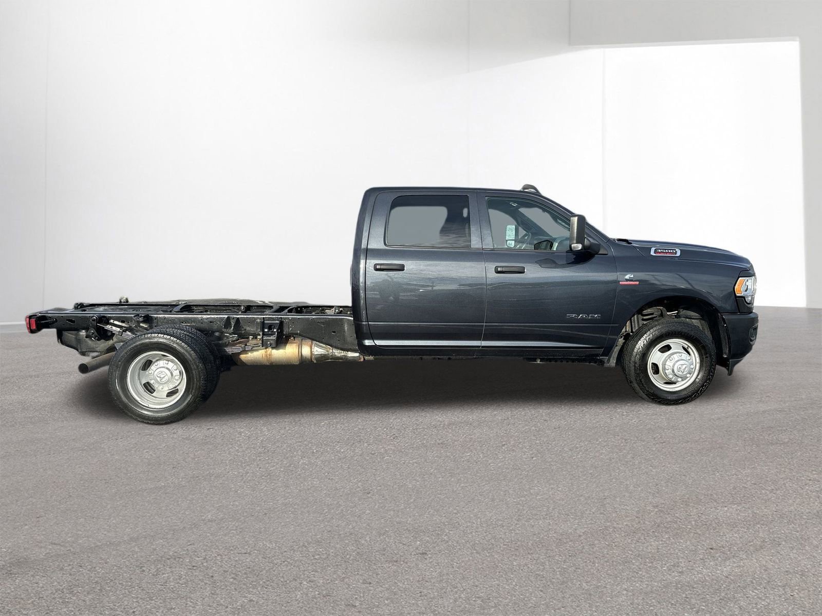 Used 2022 RAM 3500 Tradesman w/ Max Tow Package image 31