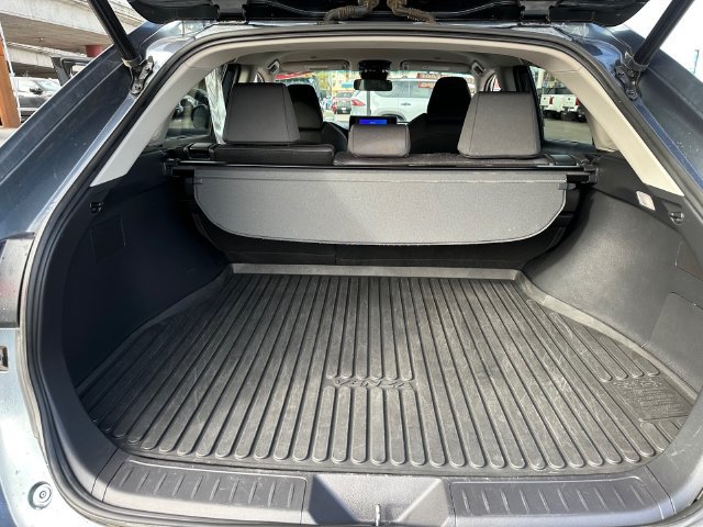 Certified 2023 Toyota Venza LE AWD/4WD image 28