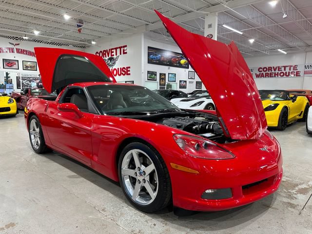 Used 2006 Chevrolet Corvette Coupe w/ Preferred Equipment Group RWD image 15